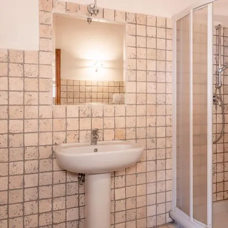Apartamento Leonardo Homes *